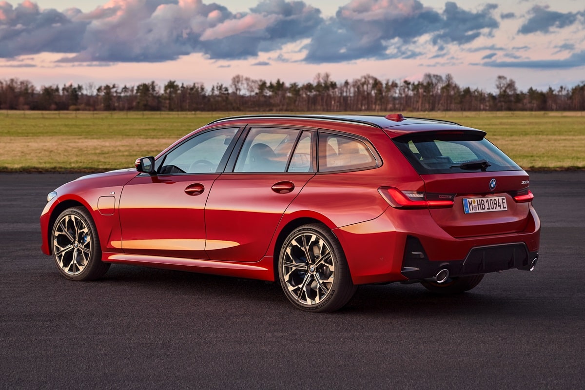 BMW 3 Series Touring 2026
