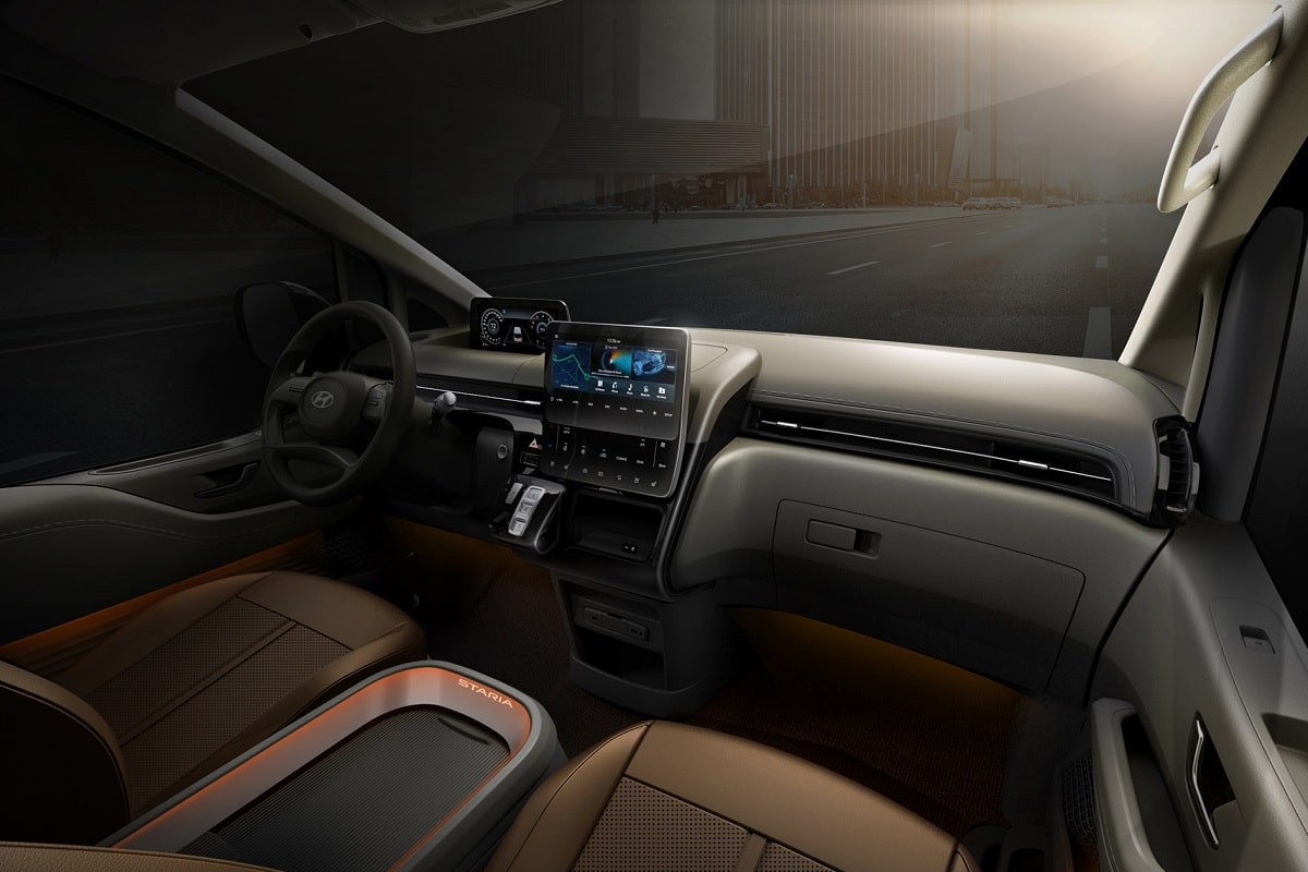 Hyundai Staria 2026