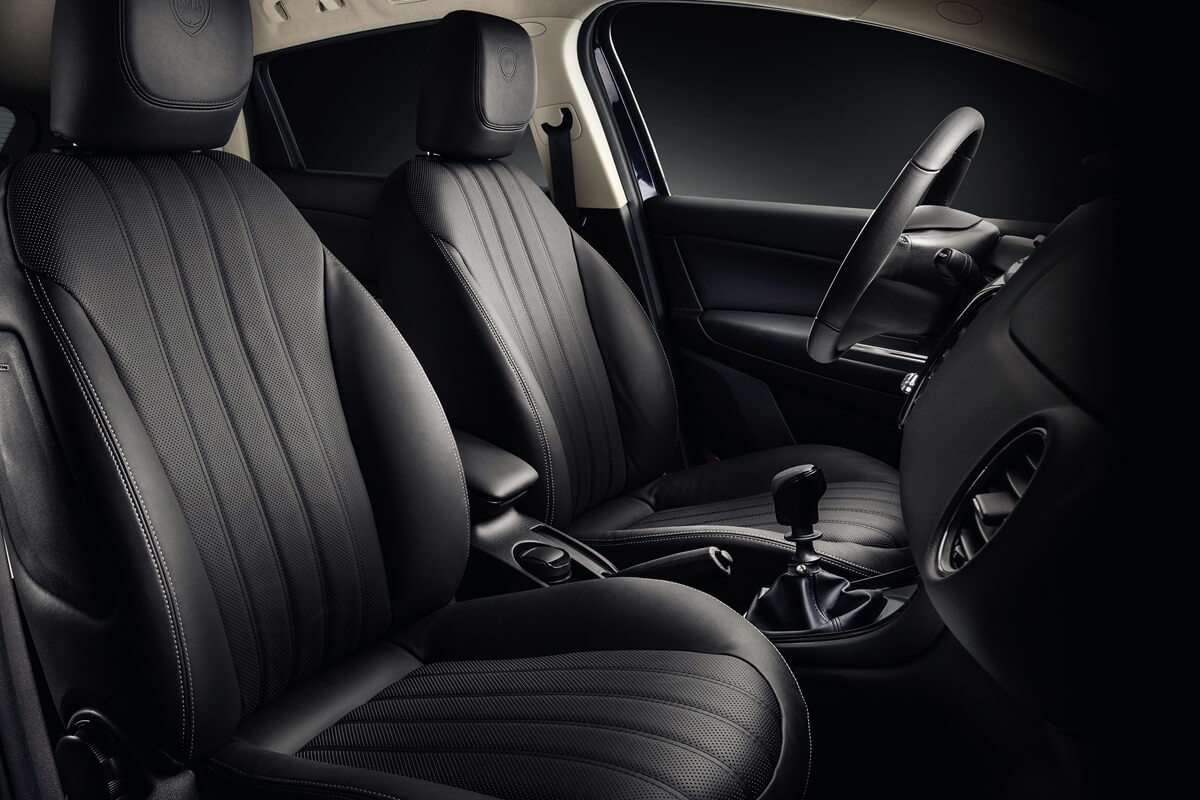 Lancia Delta 2.0 Multijet 165 PS manual  (2011-2015)