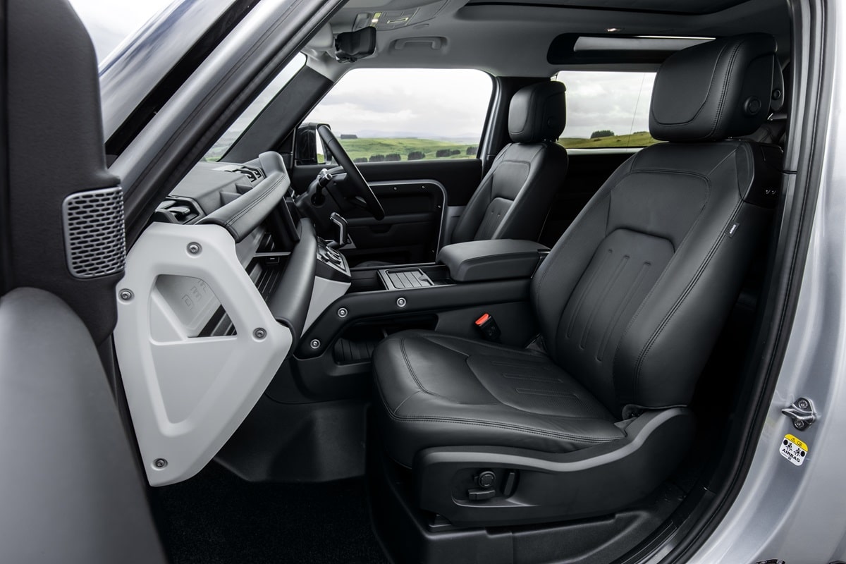 Land Rover Defender 130 2026