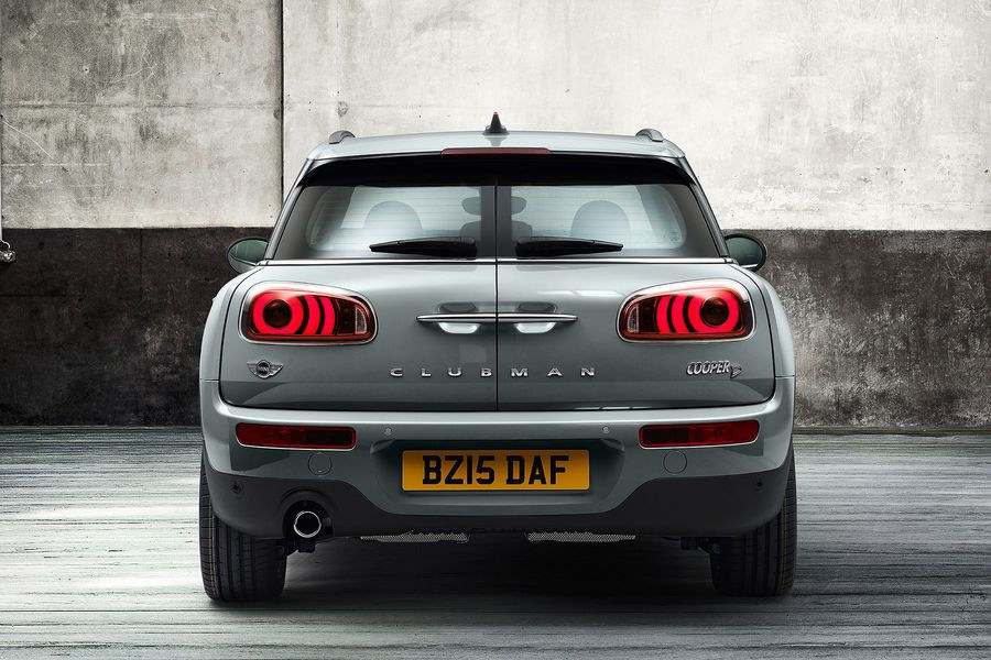 MINI Clubman One 102 PS manual  (2019-2023)