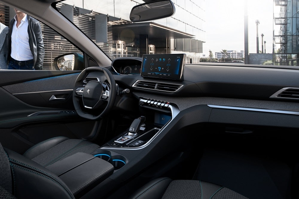 Peugeot 3008 1.2 PureTech 130 PS   (2021-2023)