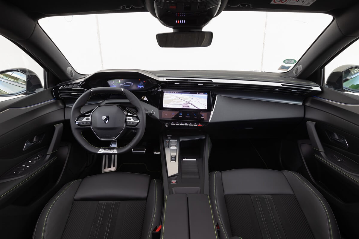 Peugeot 308 1.2 PureTech 130 PS   (2021-2025)