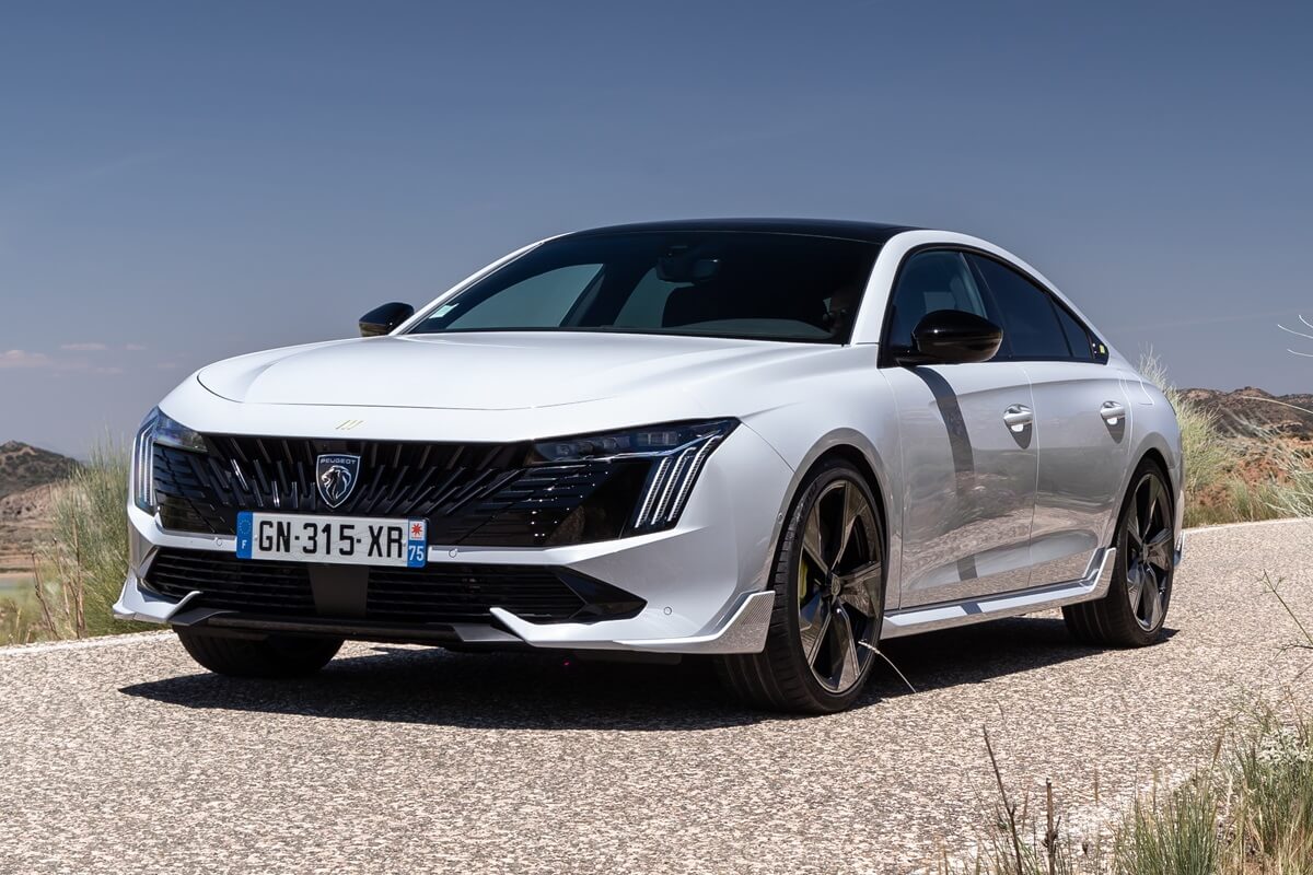 Peugeot 508 PSE Hybrid 360 PS  AWD 2026
