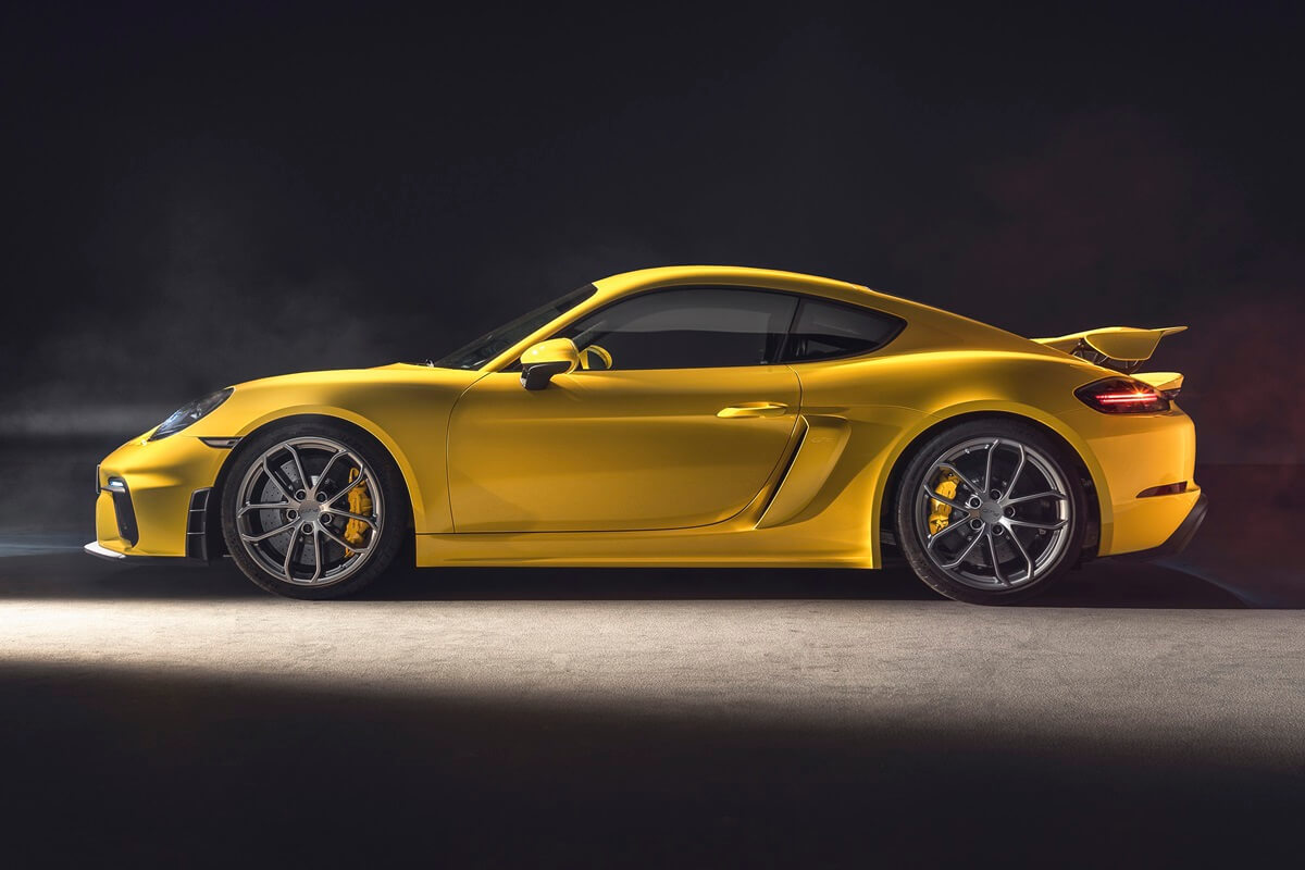 Porsche 718 Cayman GT4 420 PS manual  2026