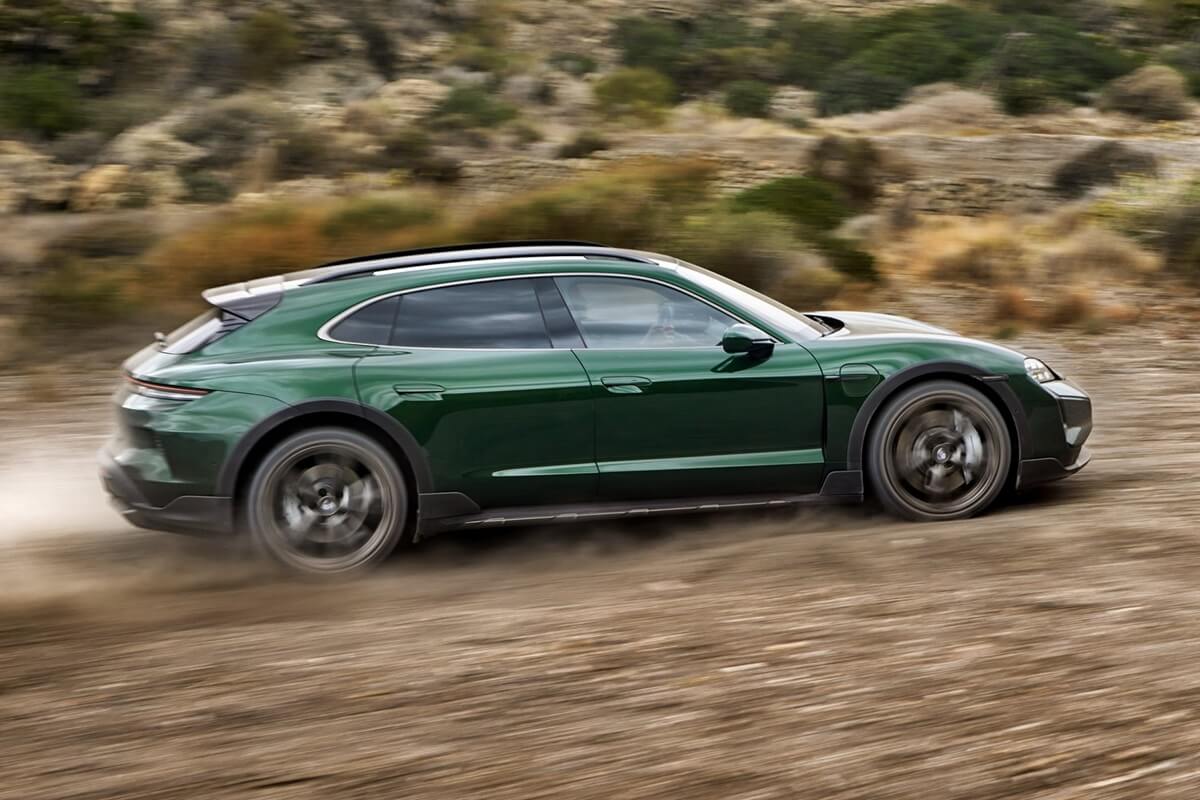 Porsche Taycan Cross Turismo 2026