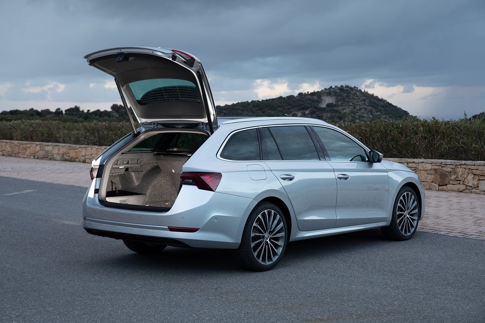 Skoda Octavia Combi 2.0 TDI 150 PS manual  (2020-2024)