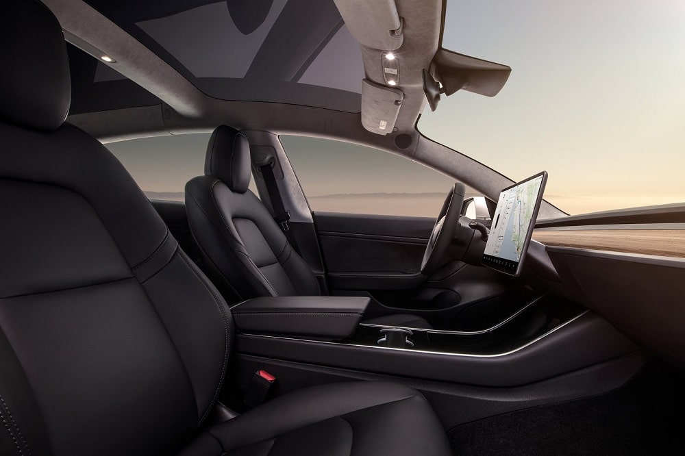 Tesla Model 3 Standard Range Plus 325 PS   (2021-2023)