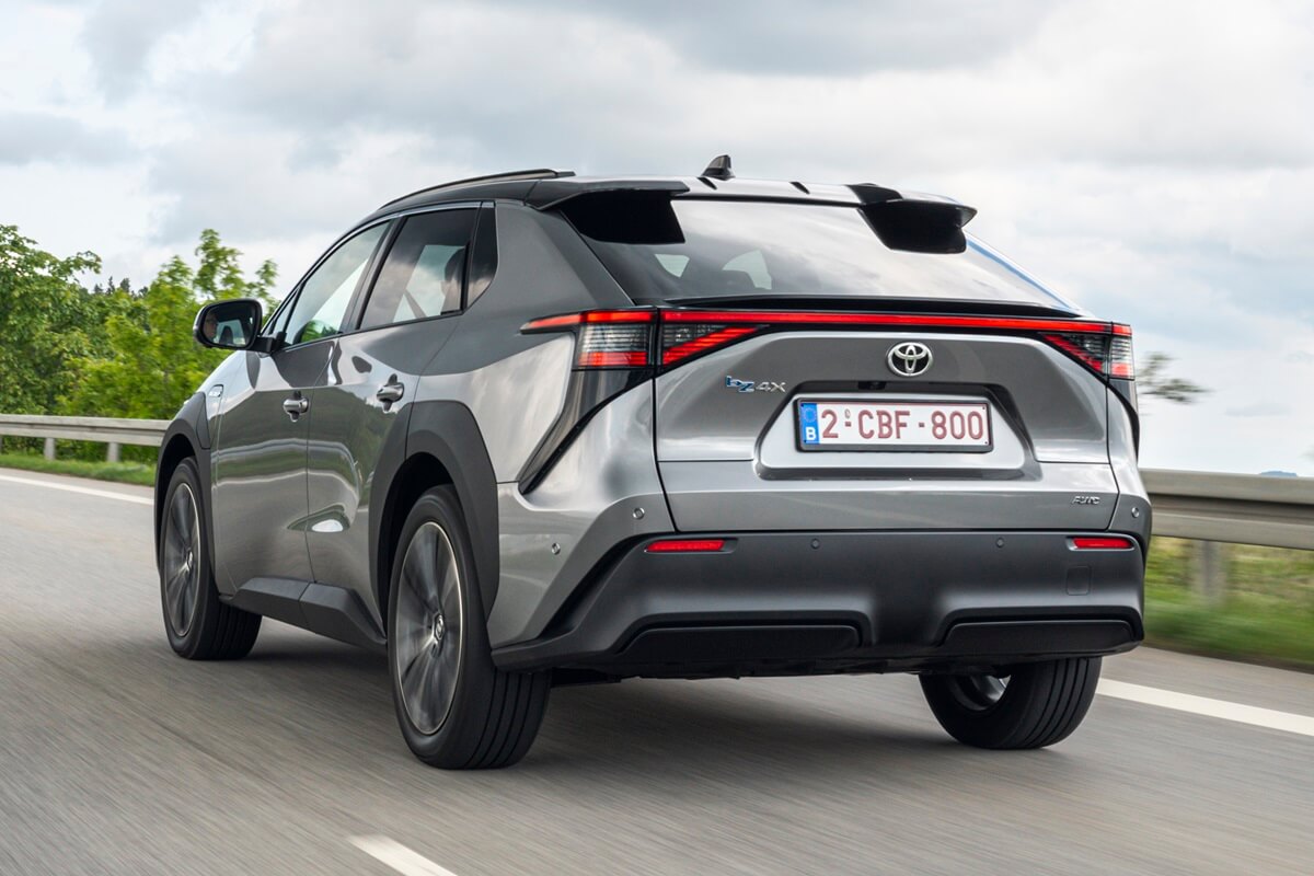 Toyota bZ4X 2026