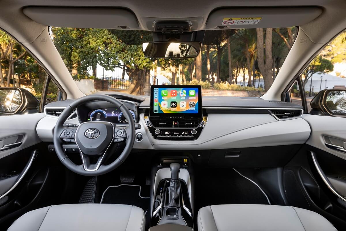 Toyota Corolla Sedan 2026