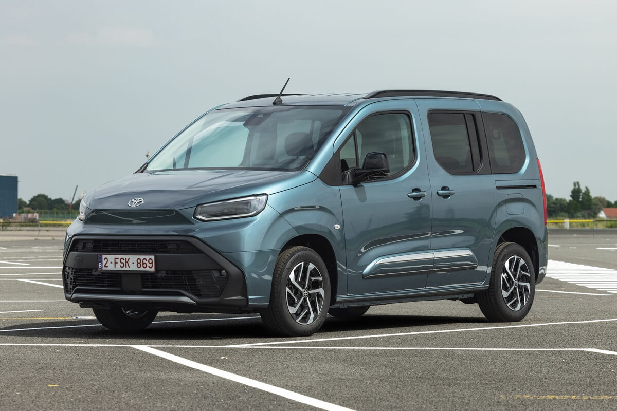 Toyota Proace City Verso 2026