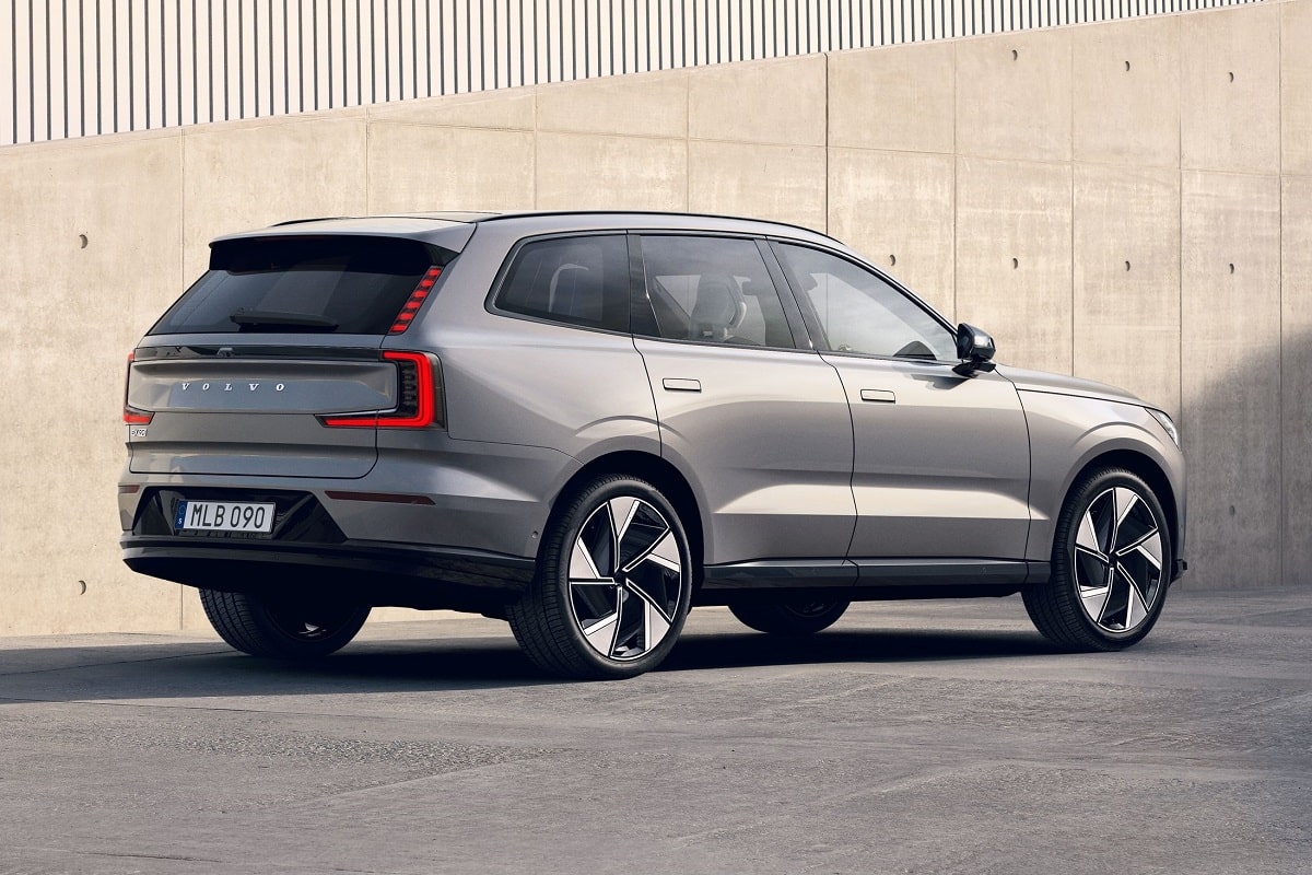 Volvo EX90 2026