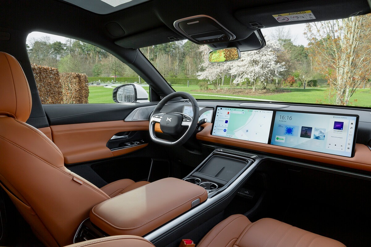 Xpeng G9 Standard Range 313 PS   (2023-2025)